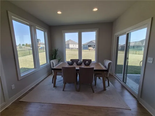 $632,524 | 4271 Aspen Drive, Basehor, KS 66007