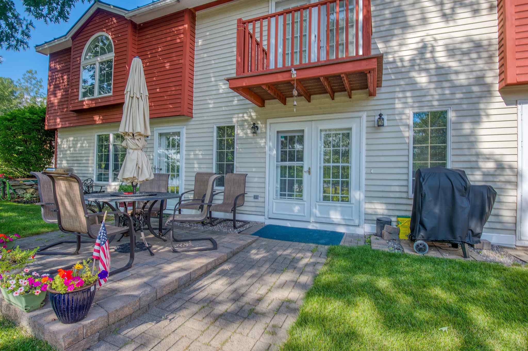 27 Jefferson Road, Unit 8 Freedom, NH 03836 - Photo 1 of 38