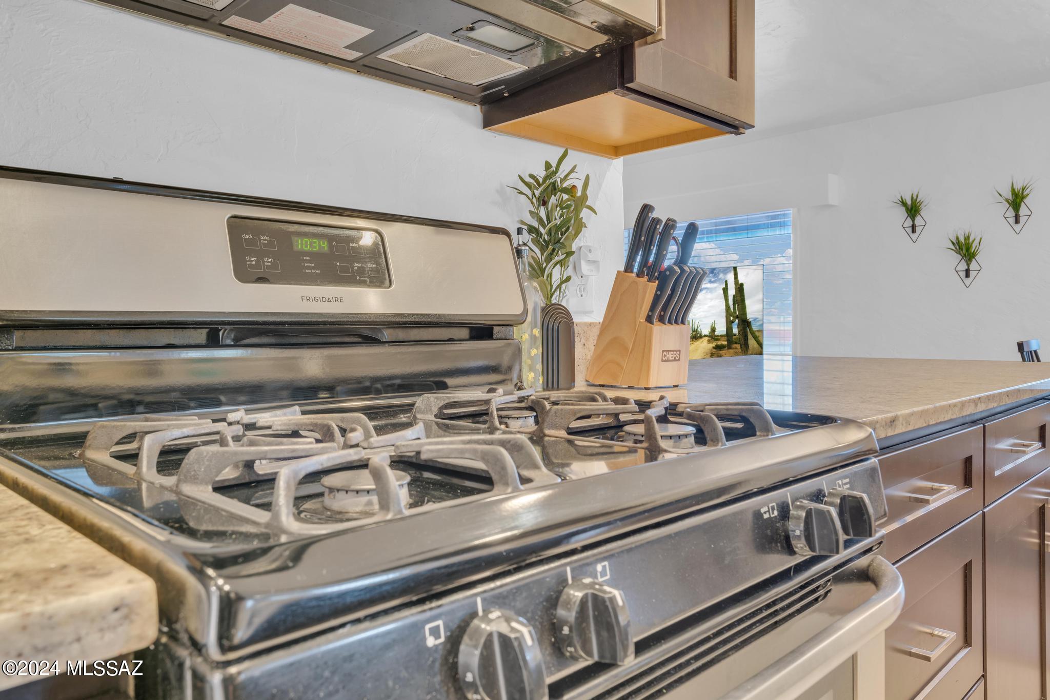 2212 East Grant Road Tucson, AZ 85719 - Photo 12 of 36 Gallery Image 12