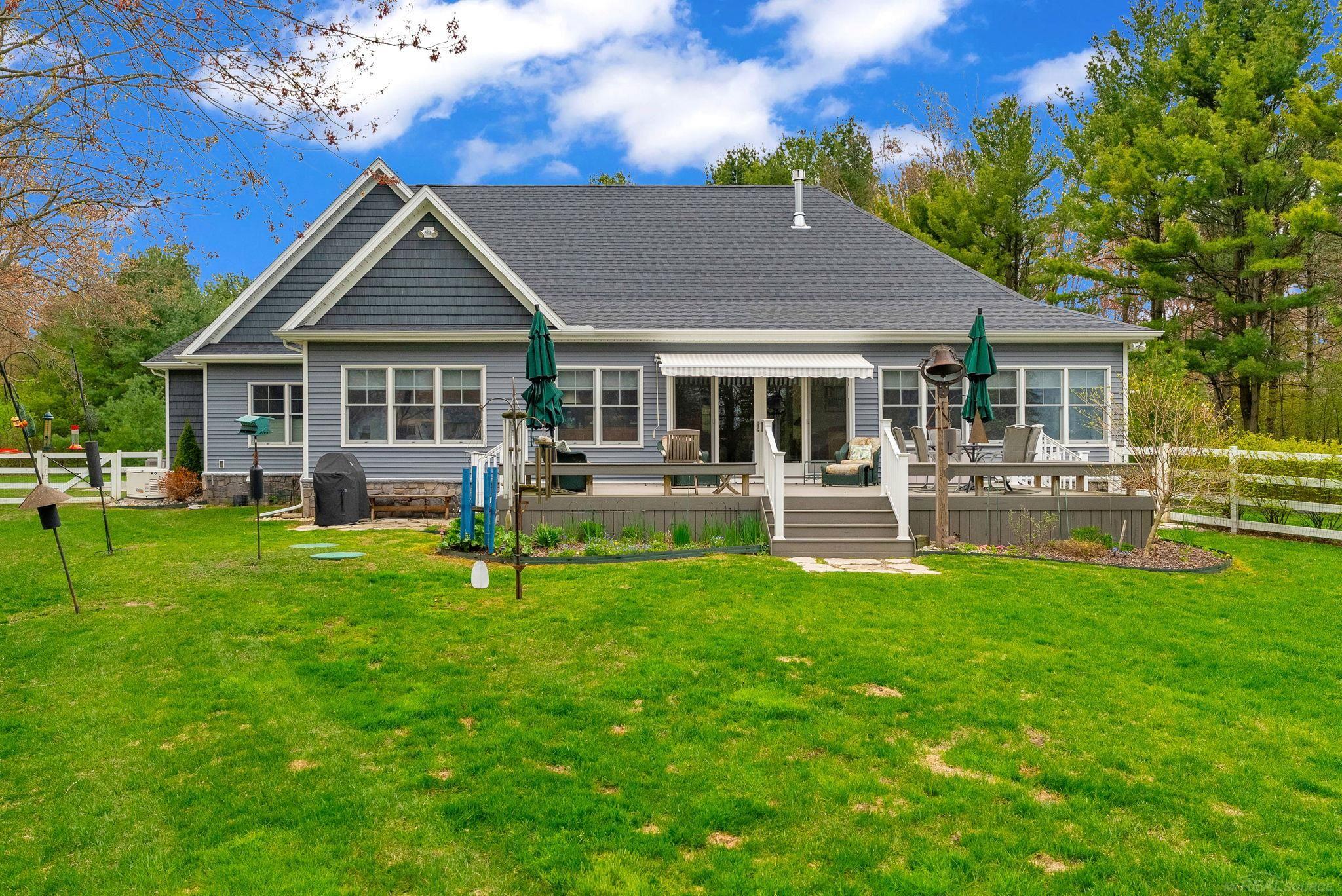 3905 Lakeshore Road Lexington, MI 48450 - Photo 2 of 86