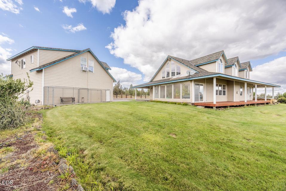 24585 Dodds Road Bend, OR 97701 - Photo 8 of 114