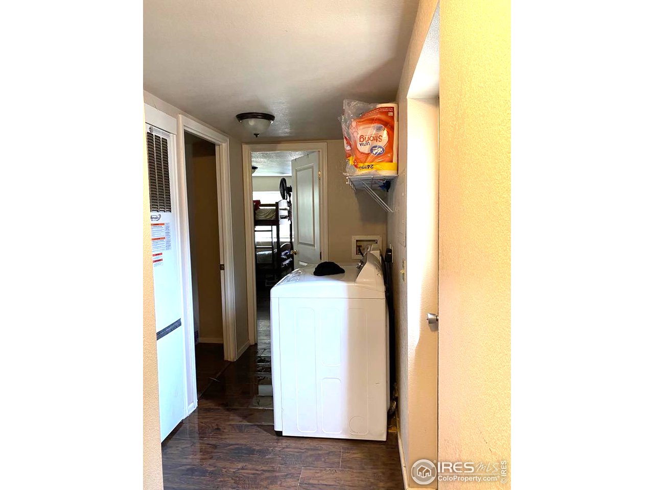 401 North Timberline Road, Unit 293 Fort Collins, CO 80524 - Photo 8 of 16 Washer/dryer included