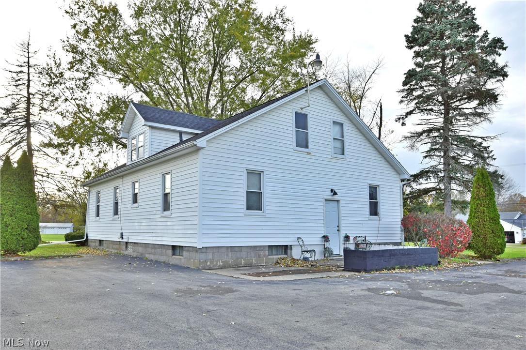 1041 Niles Vienna Road Vienna, OH 44473 - Photo 33 of 35 Gallery Image 33
