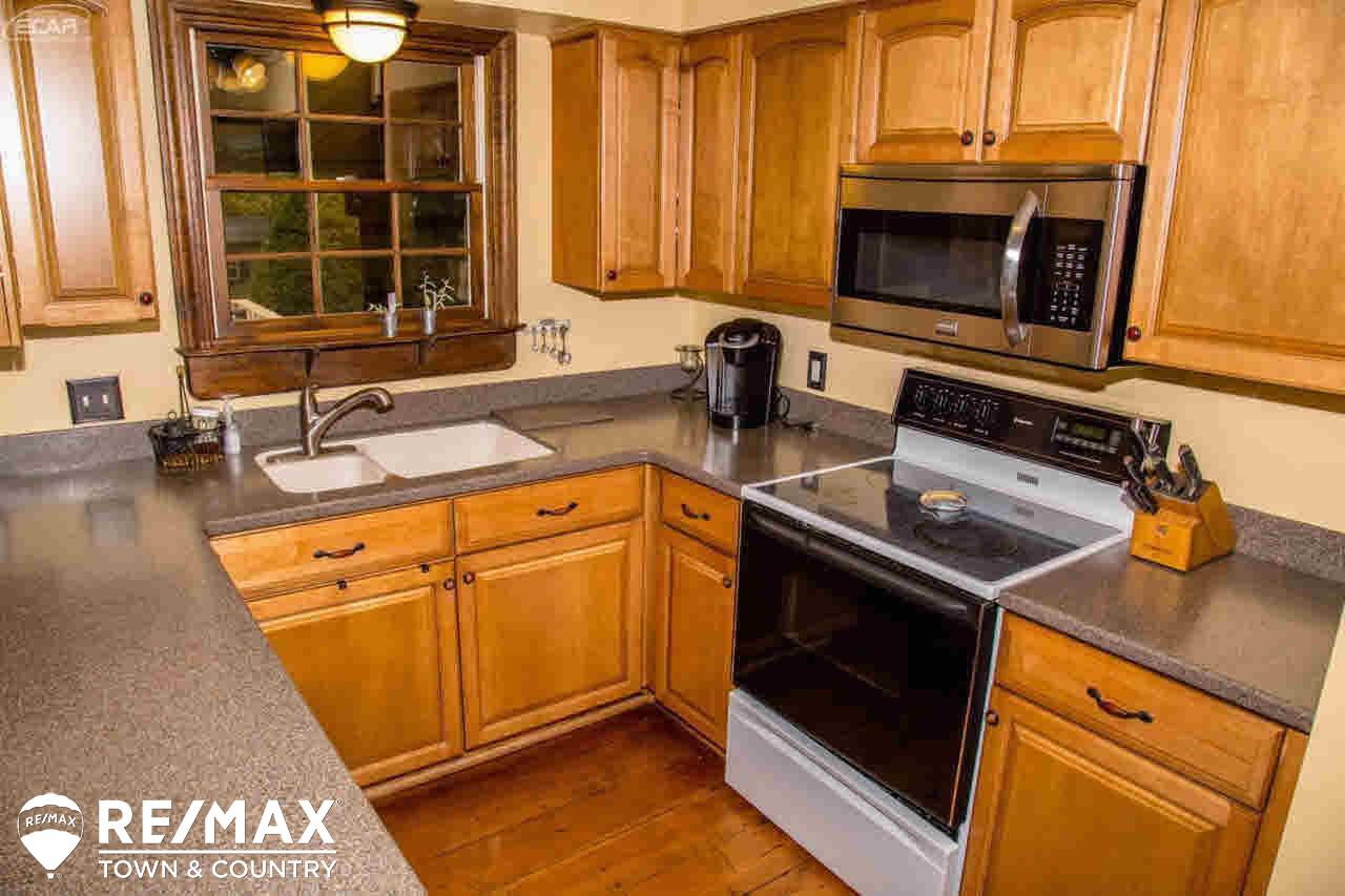 7246 Coldwater Road Flushing, MI 48433 - Photo 13 of 61
