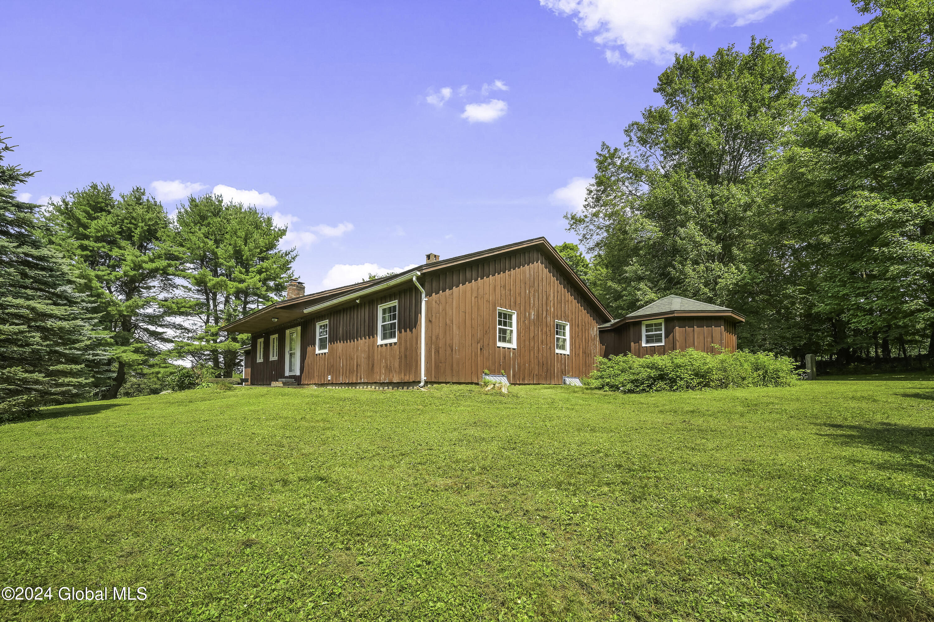 Camera 1694 96 RD East -30