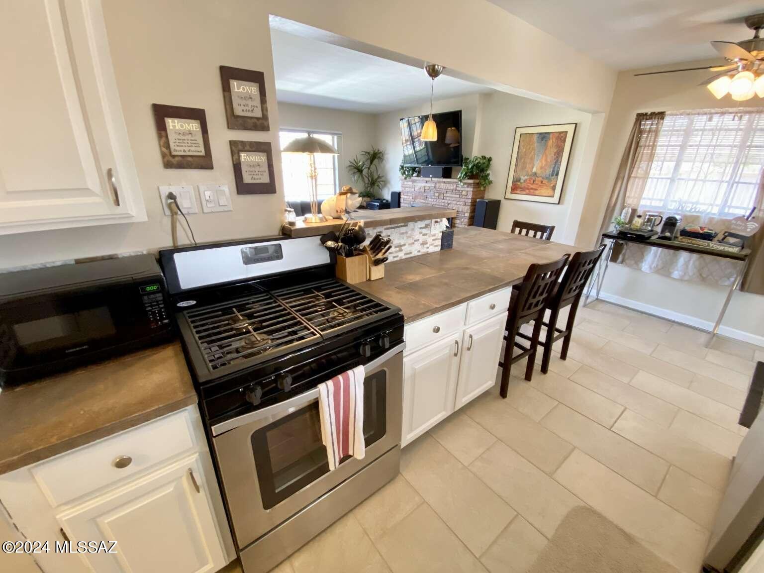 1348 East Grant Road Tucson, AZ 85719 - Photo 9 of 47 Gallery Image 9