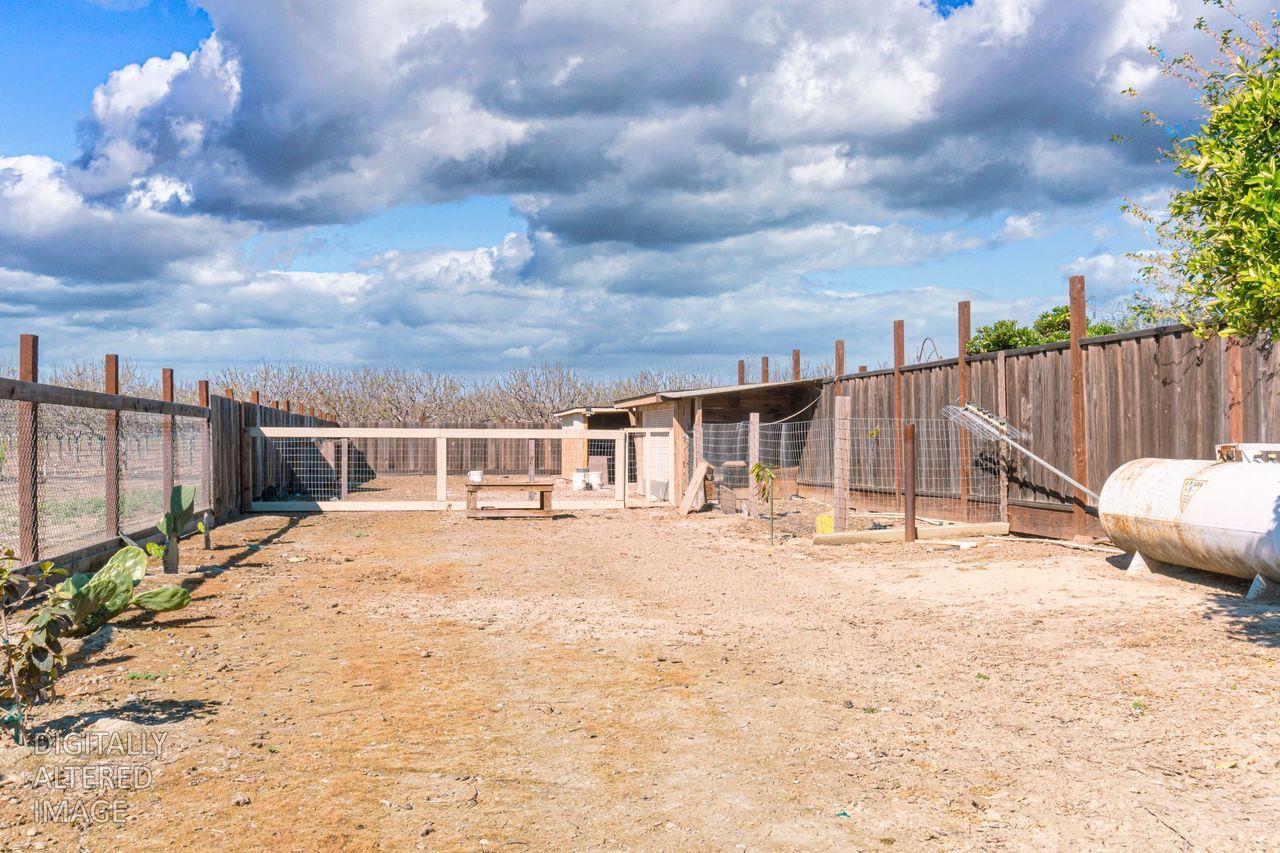 13527 North Mercey Springs Road Los Banos, CA 93635 - Photo 25 of 29