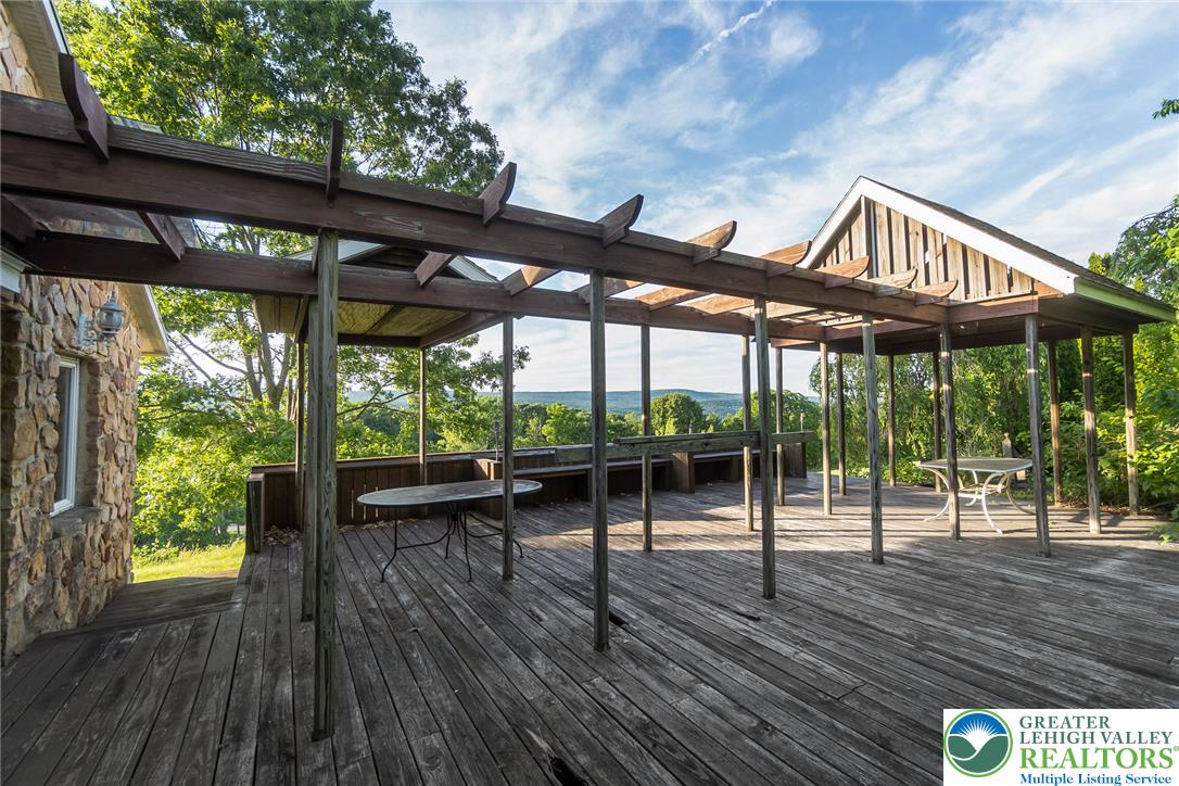 204 Ridge Cup Road New Ringgold, PA 17960 - Photo 41 of 72