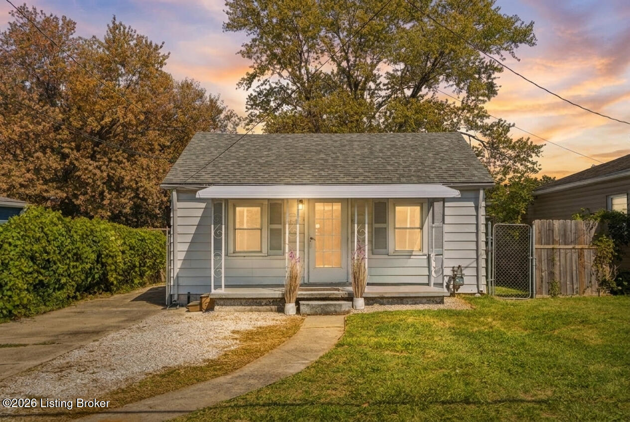 12113 East Orell Road Louisville, KY 40272 - Photo 1 of 28 01_Front_Exterior_Twilight