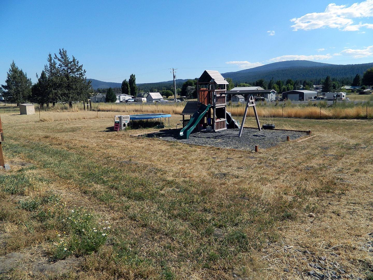 9810 Ben Kerns Road Klamath Falls, OR 97601 - Photo 5 of 18 Additional Photo