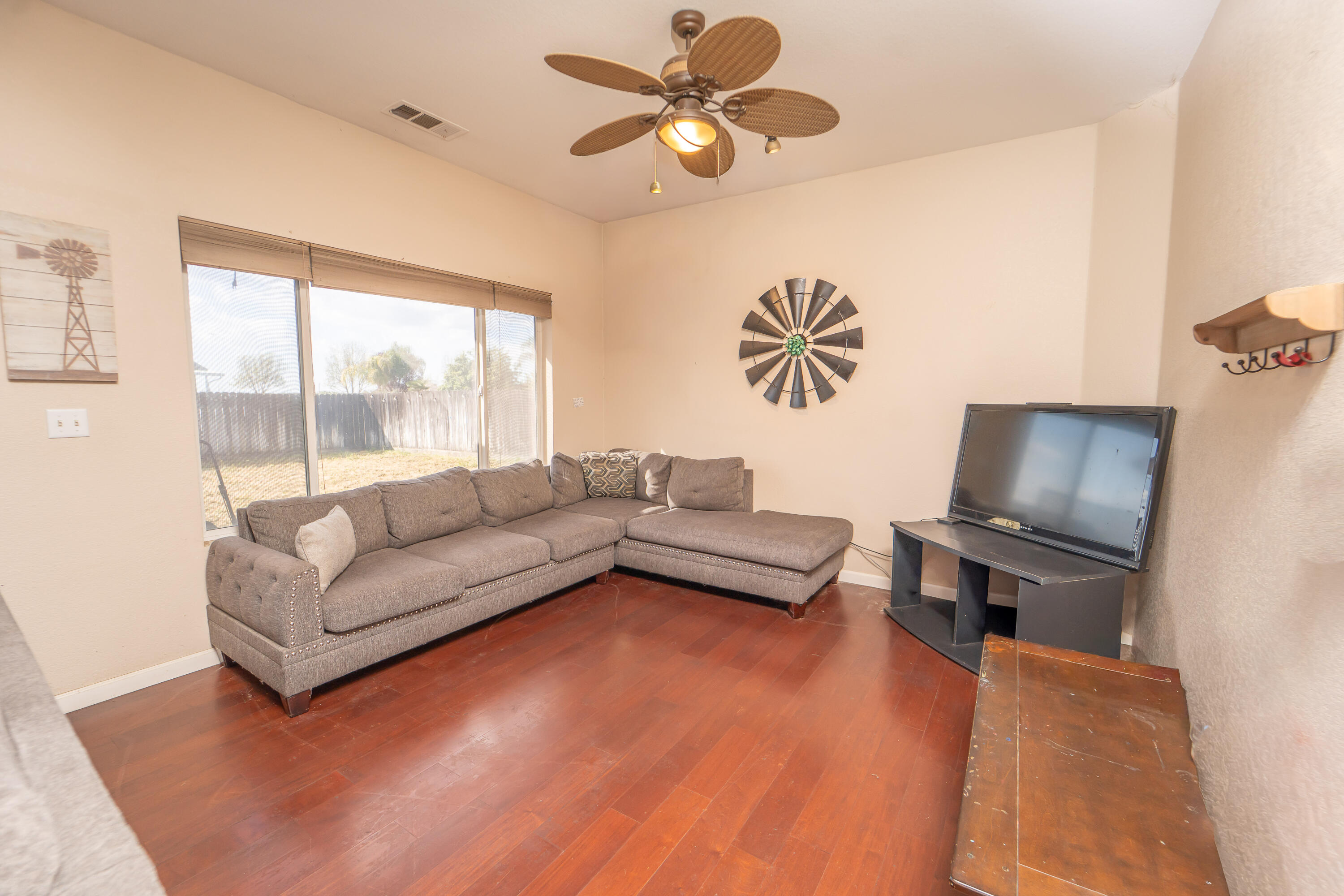 25744 Road 188 Exeter, CA 93221 - Photo 12 of 47 8