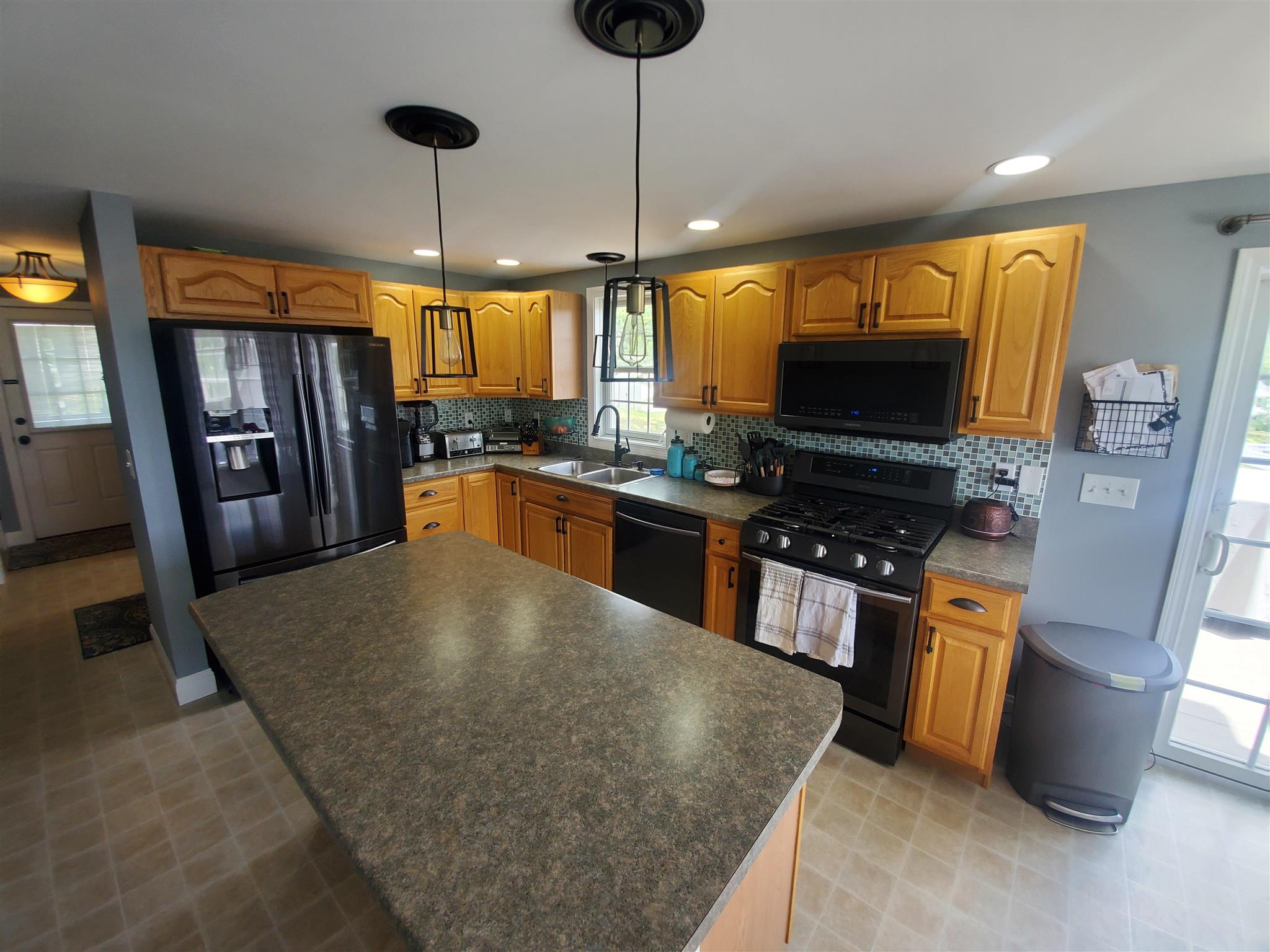 35 Whippoorwill Ridge Road Farmington, NH 03835 - Photo 2 of 38