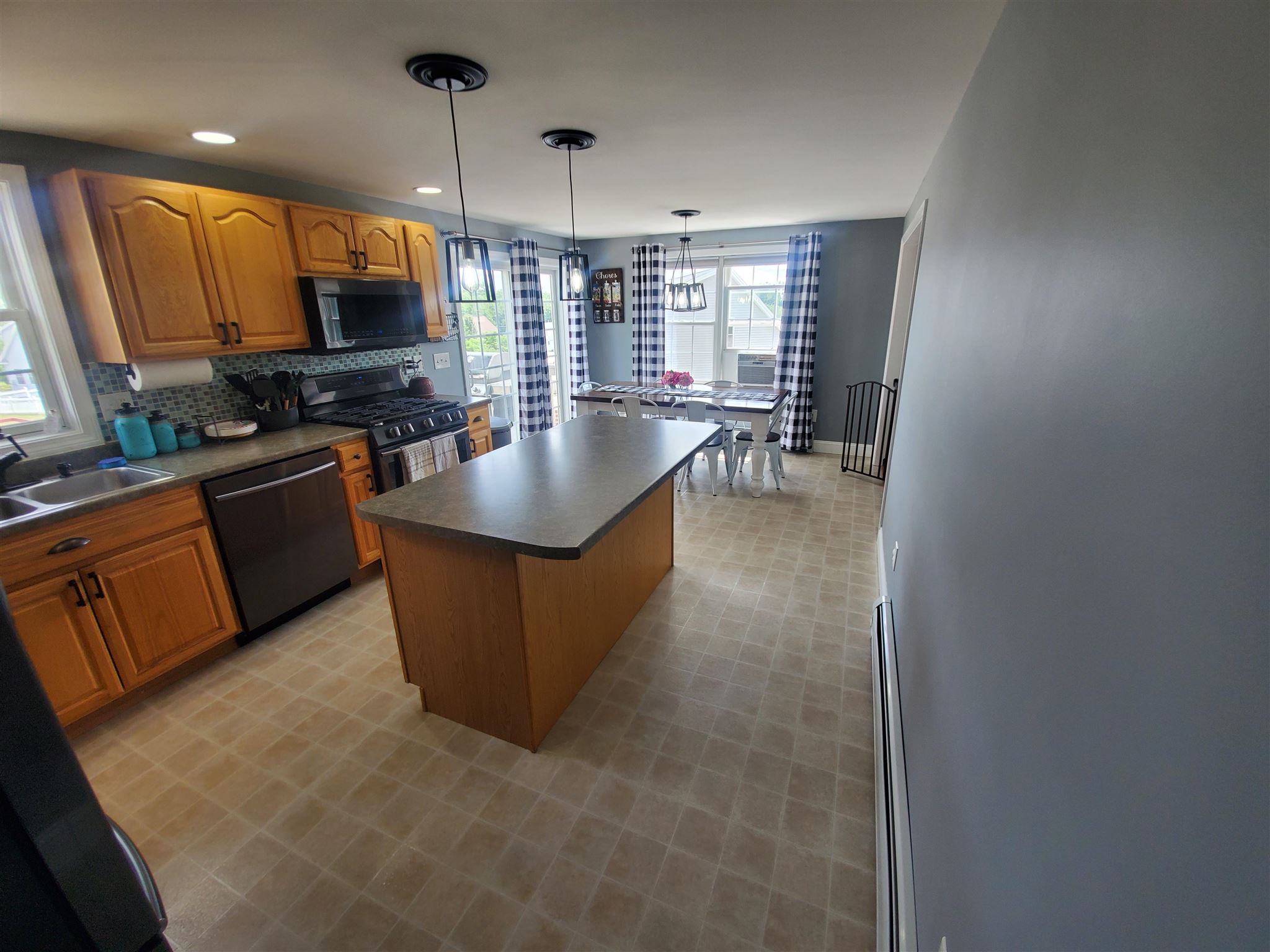 35 Whippoorwill Ridge Road Farmington, NH 03835 - Photo 4 of 38