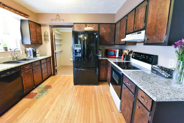 320 Allview Road Westerville, OH 43081 - Photo 9 of 34 Gallery Image 9