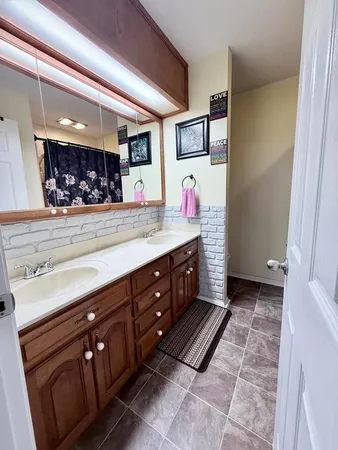 $239,900 | 137 Dripping Springs Street, Crofton, KY 42217