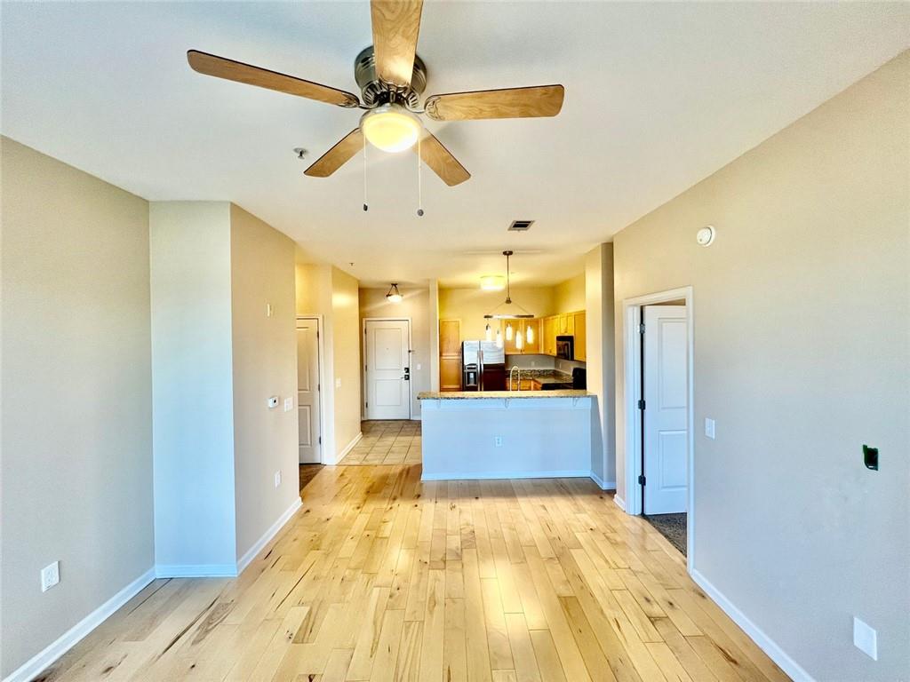 870 Mayson Turner Road Northwest, Unit 1421 Atlanta, GA 30314 - Photo 4 of 17 Gallery Image 4
