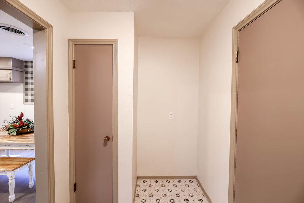 4106 64th Street Lubbock, TX 79413 - Photo 28 of 60 4106_64TH_PHARR-53