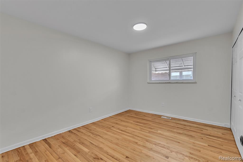 11222 Afton Road Southgate, MI 48195 - Photo 27 of 56 Gallery Image 27