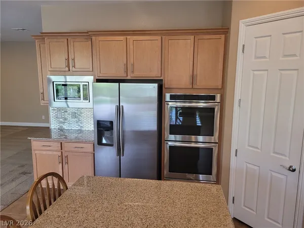 $3,025 | 10268 Cool Mist Street, Las Vegas, NV 89178