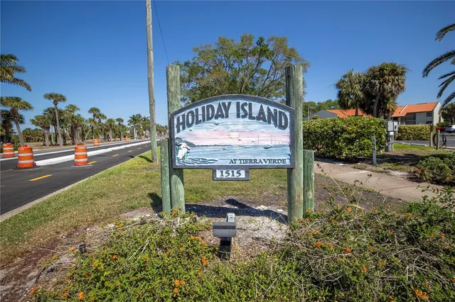 a view of a park with welcome board