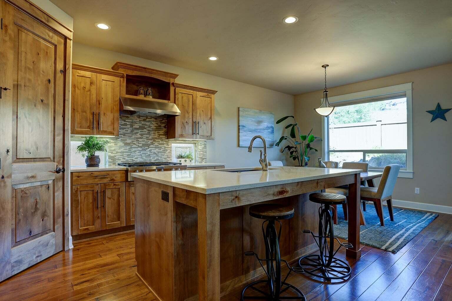 2623 Northwest Boulder Ridge Loop Bend, OR 97703 - Photo 9 of 24 10