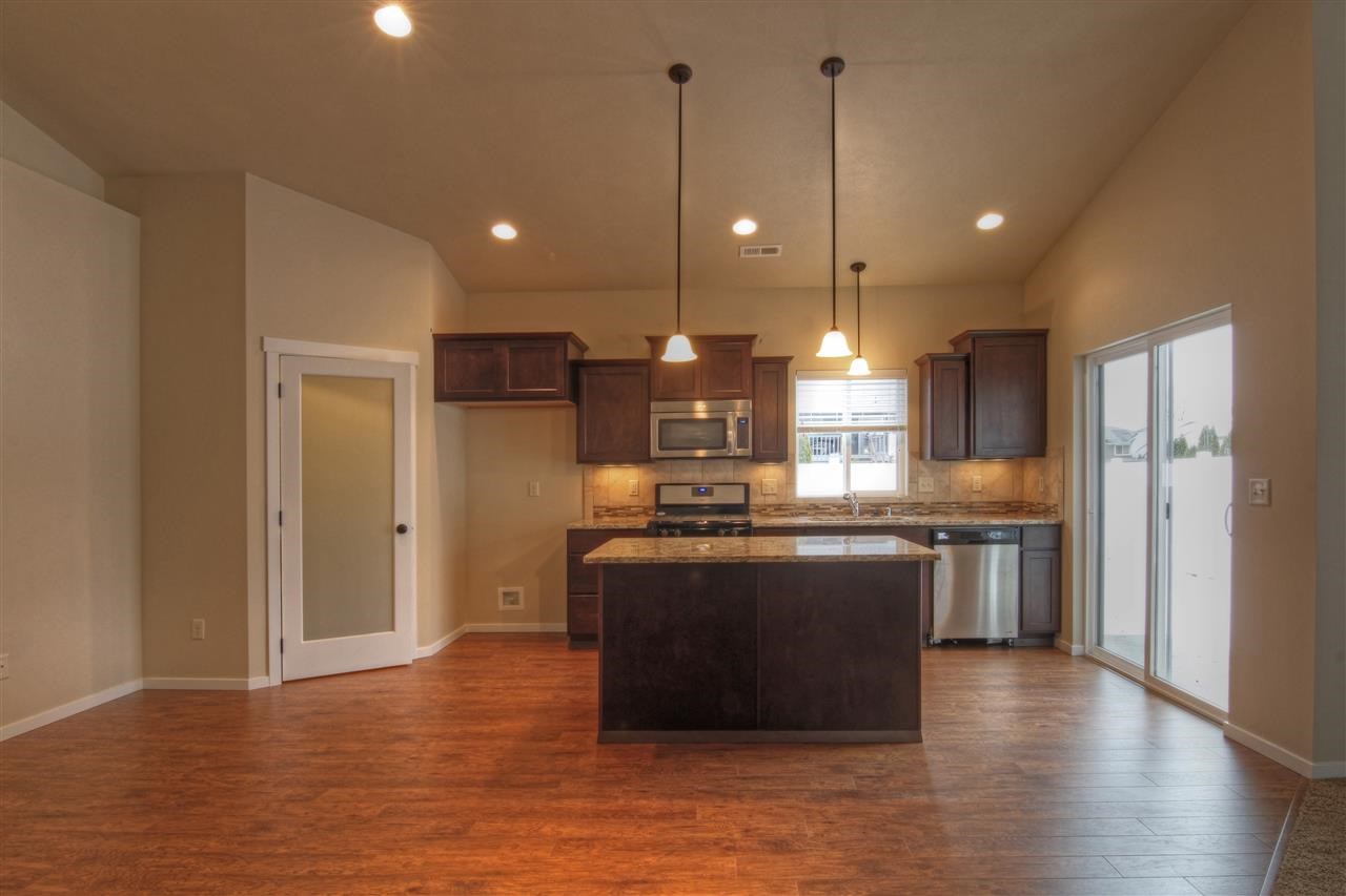5228 North Avalon Road Spokane Valley, WA 99216 - Photo 5 of 19 Gallery Image 5