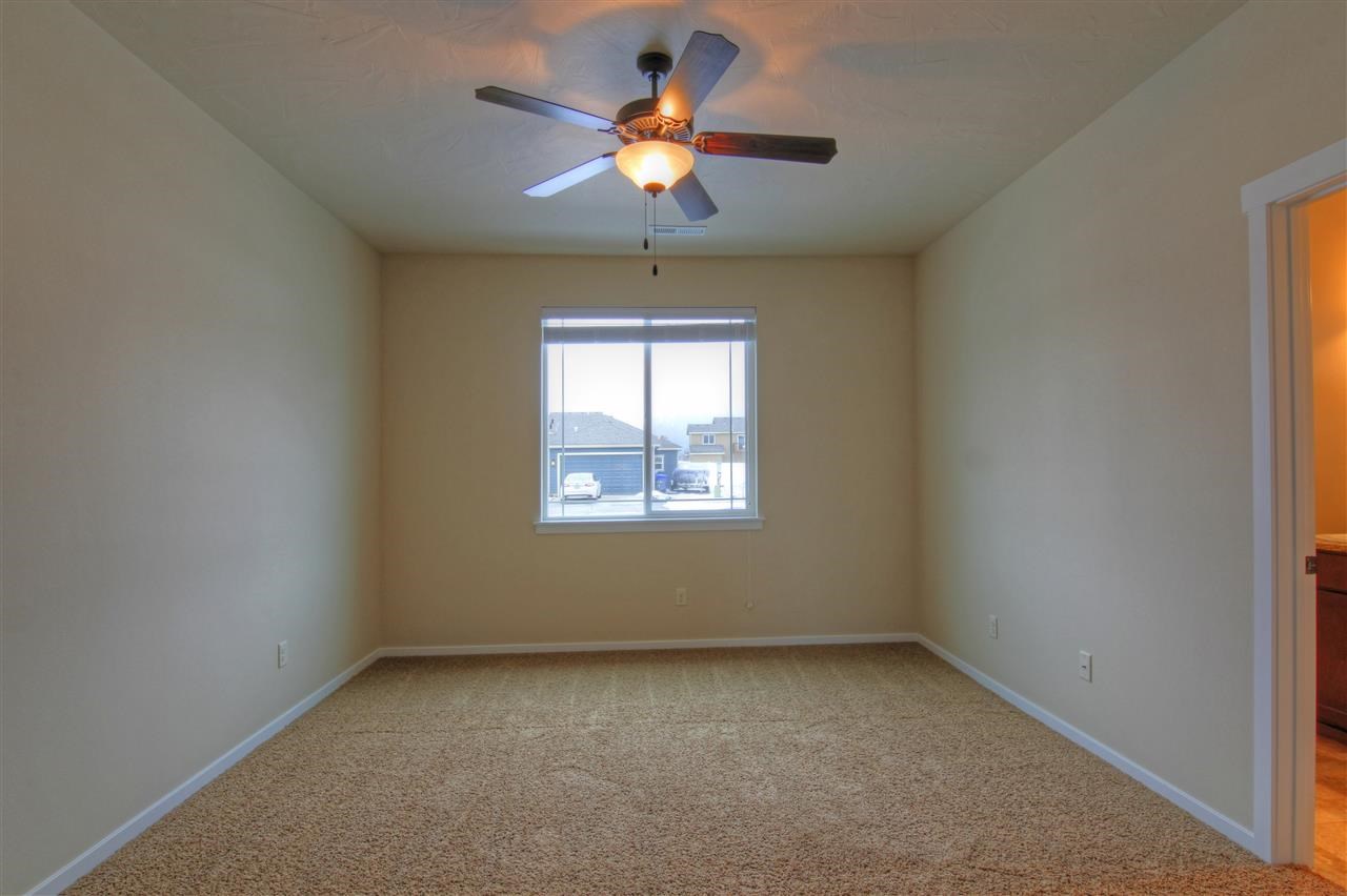 5228 North Avalon Road Spokane Valley, WA 99216 - Photo 8 of 19 Gallery Image 8