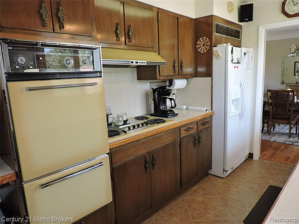 4110 Beecher Road Flint, MI 48532 - Photo 27 of 55