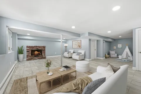 $1,699,000 | 124 Everett Street, Natick, MA 01760