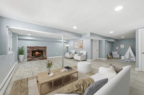 $1,699,000 | 124 Everett Street, Natick, MA 01760