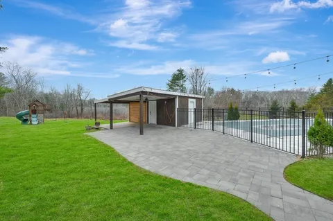 $1,699,000 | 124 Everett Street, Natick, MA 01760