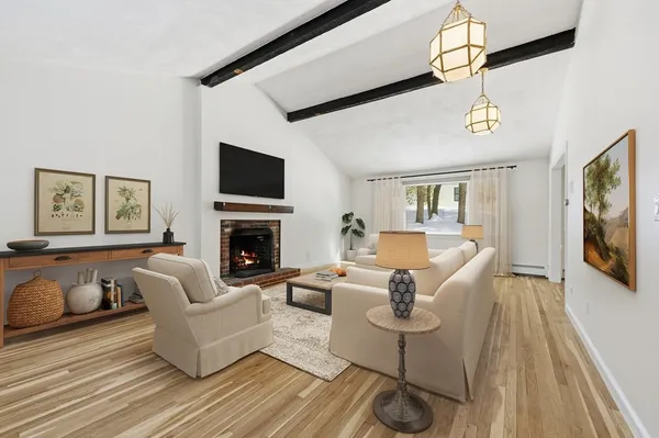 $1,699,000 | 124 Everett Street, Natick, MA 01760