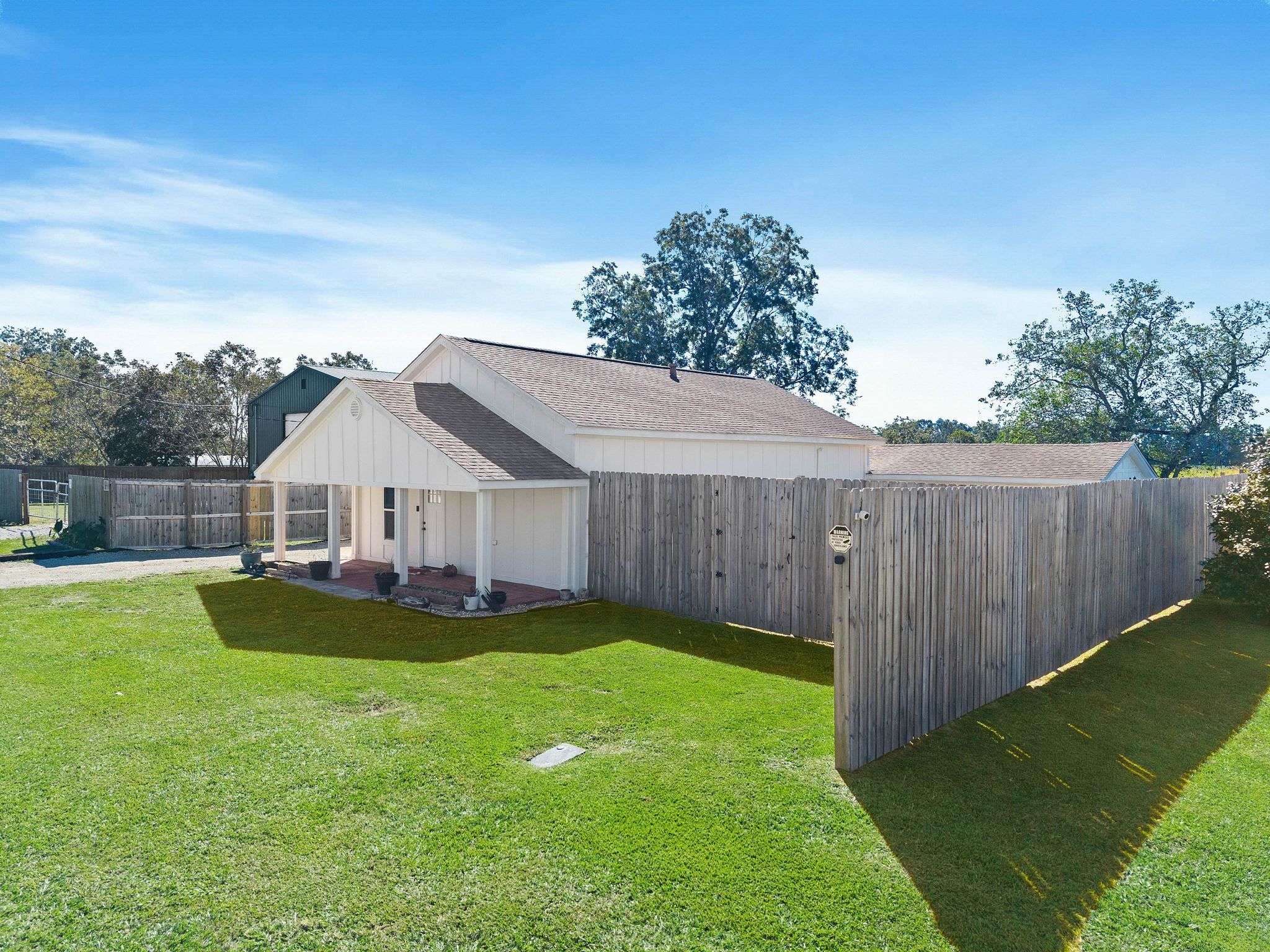 16796 Thompson Road Loxley, AL 36551 - Photo 3 of 93 Yard