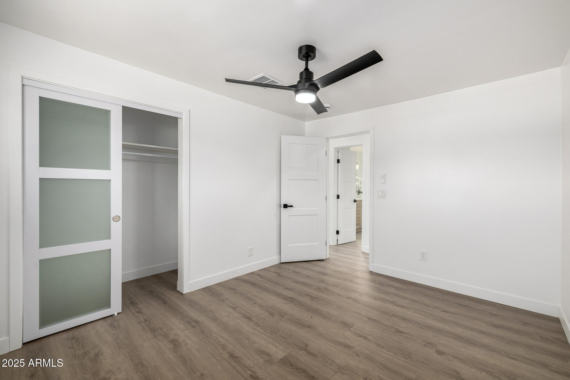 215 West Ruth Avenue Phoenix, AZ 85021 - Photo 34 of 55 34 - Ruth