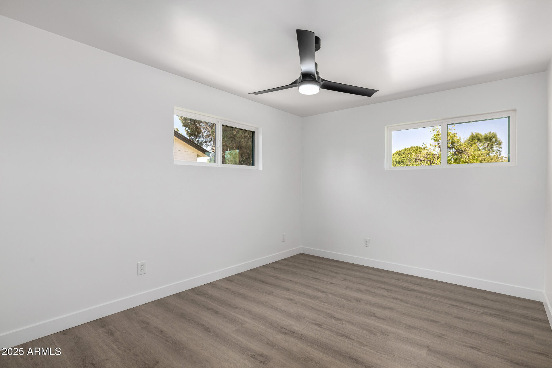 215 West Ruth Avenue Phoenix, AZ 85021 - Photo 35 of 55 35 - Ruth