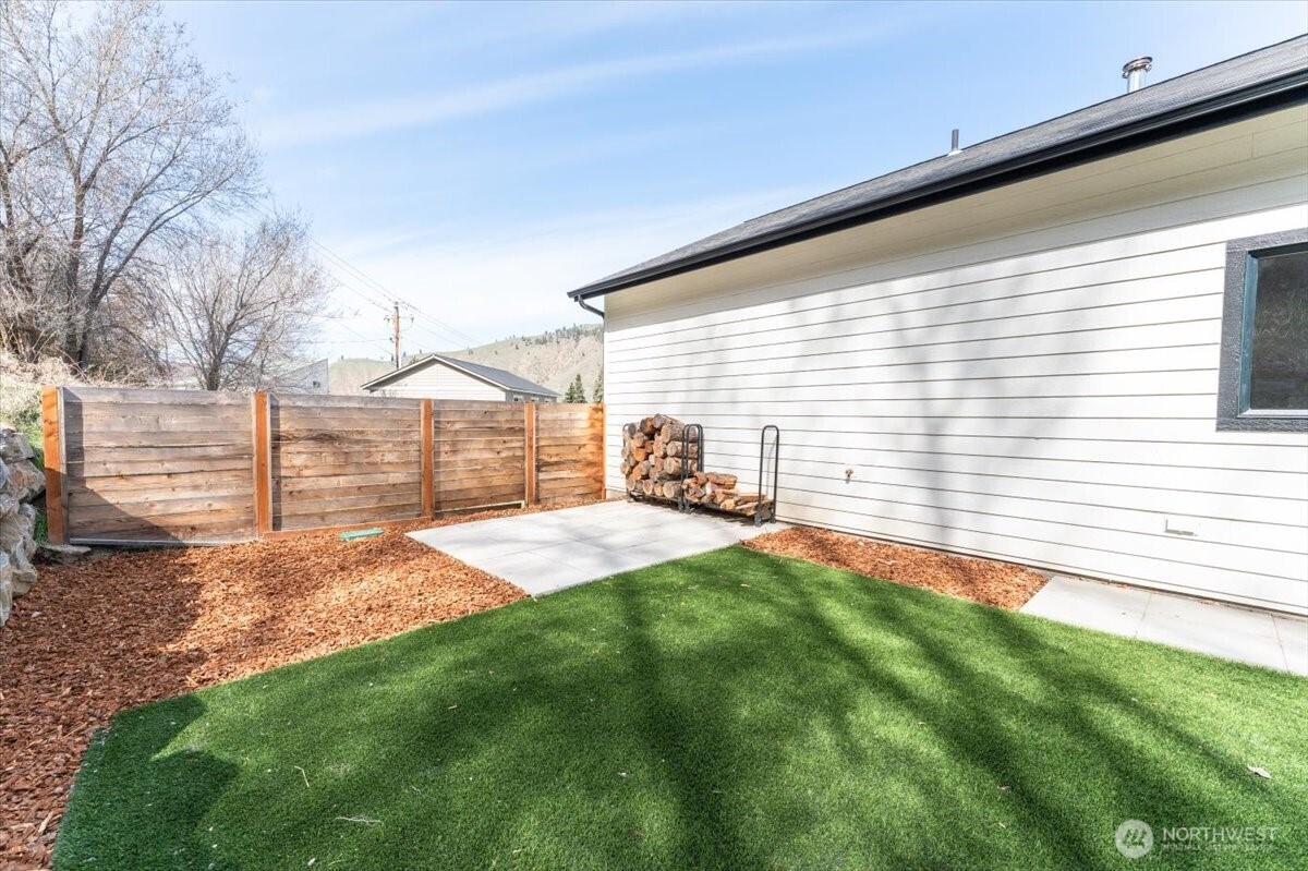 103 Hassan Street Cashmere, WA 98815 - Photo 31 of 34