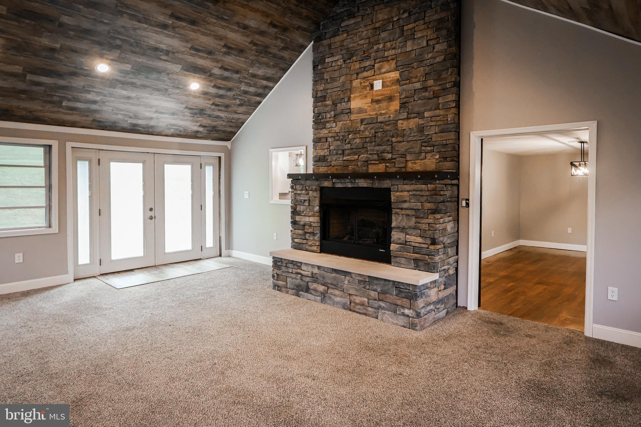 989 Blackhawk Road Beaver Falls, PA 15010 - Photo 13 of 24