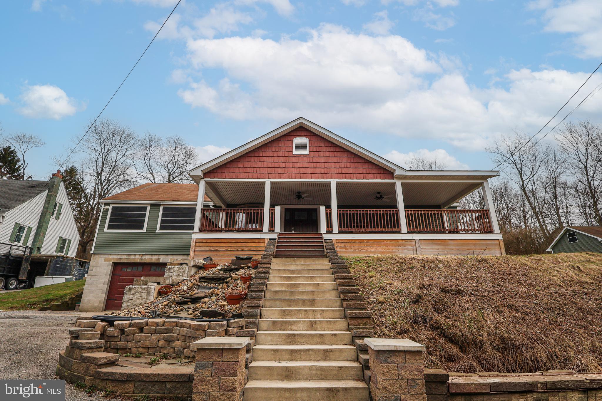 989 Blackhawk Road Beaver Falls, PA 15010 - Photo 2 of 24