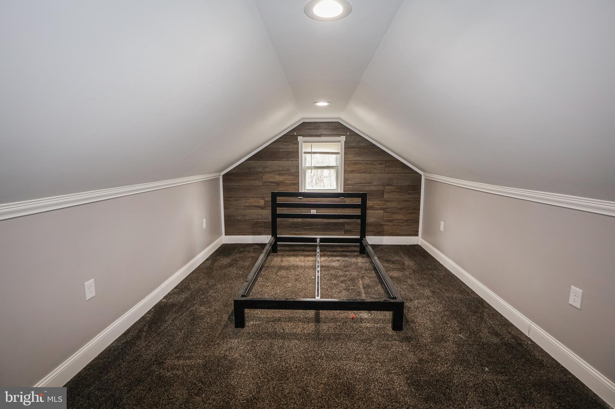 989 Blackhawk Road Beaver Falls, PA 15010 - Photo 4 of 24