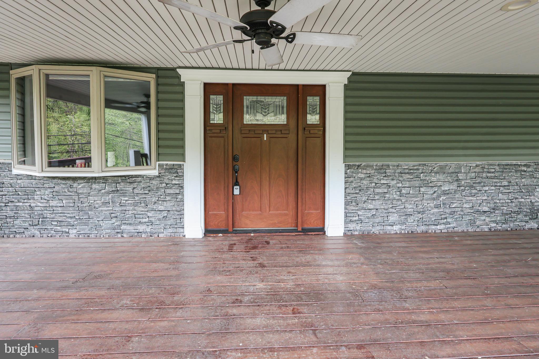 989 Blackhawk Road Beaver Falls, PA 15010 - Photo 5 of 24