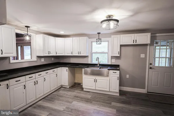 $374,900 | 989 Blackhawk Road, Beaver Falls, PA 15010