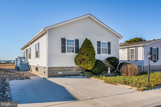 $575,000 | 817 Gulf Stream Drive, Ocean City, MD 21842