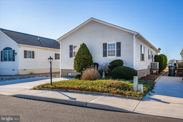 $575,000 | 817 Gulf Stream Drive, Ocean City, MD 21842