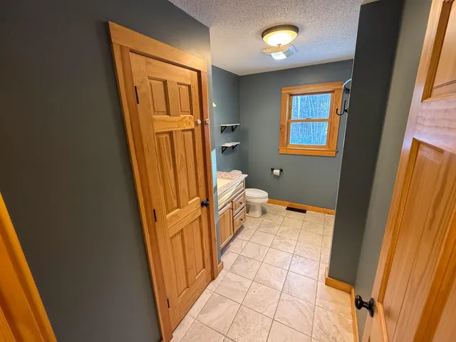 $285,000 | 360 Country Land Drive, Haverhill, NH 03765