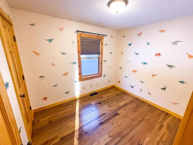 $285,000 | 360 Country Land Drive, Haverhill, NH 03765