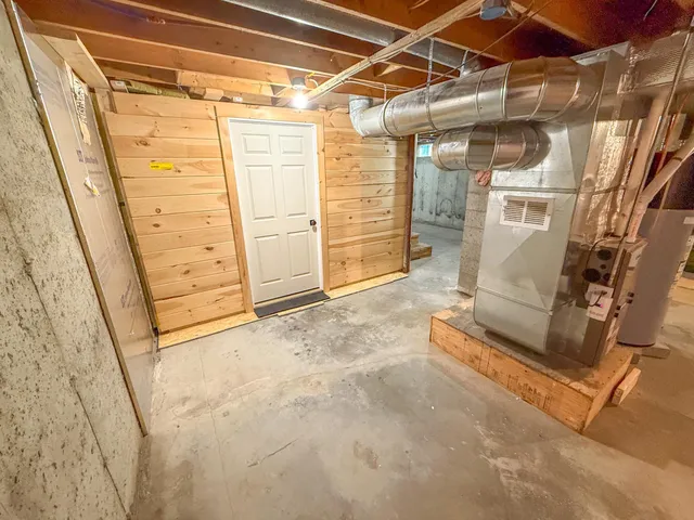 $285,000 | 360 Country Land Drive, Haverhill, NH 03765