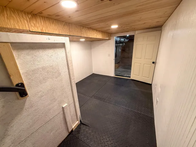 $285,000 | 360 Country Land Drive, Haverhill, NH 03765