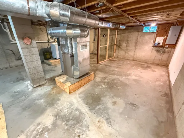 $285,000 | 360 Country Land Drive, Haverhill, NH 03765