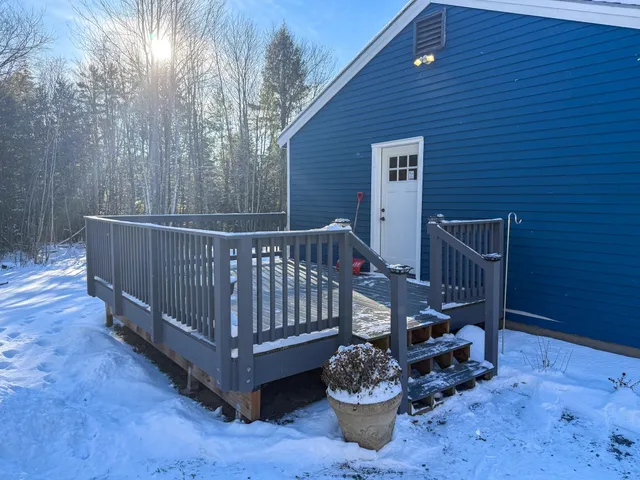 $285,000 | 360 Country Land Drive, Haverhill, NH 03765