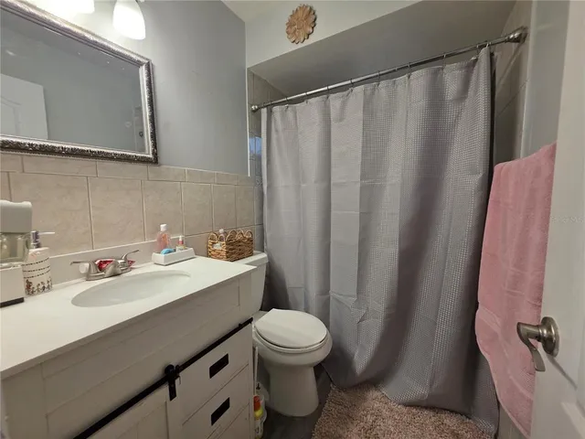 $359,999 | 5662 Marvell Avenue, Orlando, FL 32839